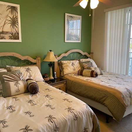Beautiful New Luxury Townhome With Private Beach And Swimming Pools Ruskin Extérieur photo