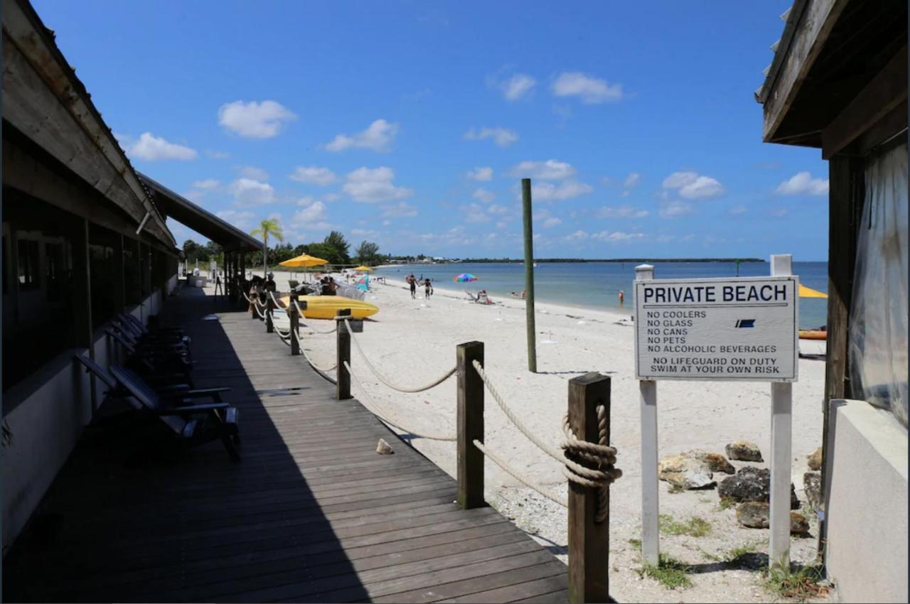 Beautiful New Luxury Townhome With Private Beach And Swimming Pools Ruskin Extérieur photo