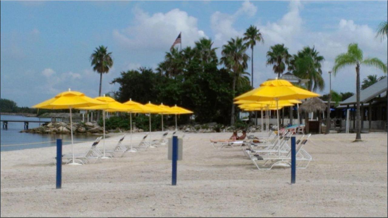 Beautiful New Luxury Townhome With Private Beach And Swimming Pools Ruskin Extérieur photo