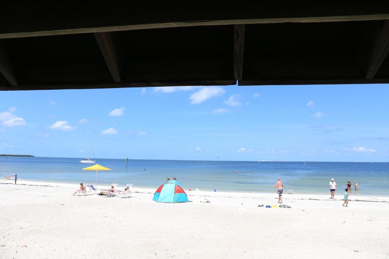 Beautiful New Luxury Townhome With Private Beach And Swimming Pools Ruskin Extérieur photo