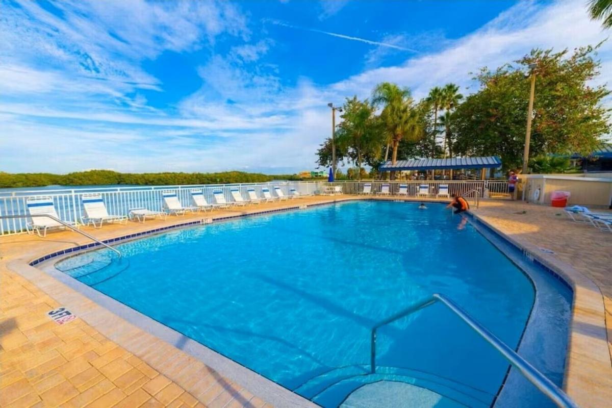 Beautiful New Luxury Townhome With Private Beach And Swimming Pools Ruskin Extérieur photo